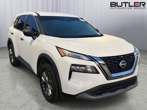 Used 2023 Nissan Rogue S AWD/4WD image 4