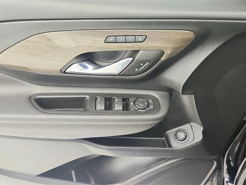Certified 2023 GMC Terrain Denali w/ Black Diamond Edition image 27