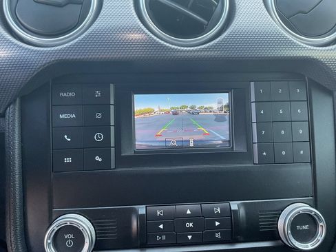Used 2019 Ford Mustang GT RWD image 18