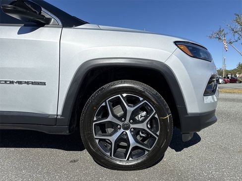 New 2026 Jeep Compass Limited w/ Sun, Sound & Navigation Group image 10