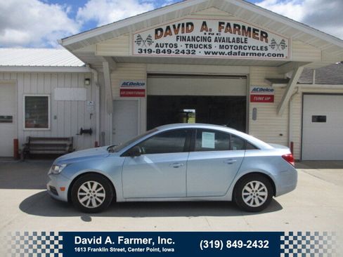 Used 2011 Chevrolet Cruze LS image 1