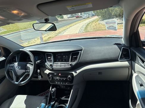 Used 2018 Hyundai Tucson SEL AWD/4WD image 27