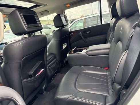 Used 2012 INFINITI QX56 2WD w/ Deluxe Touring Pkg image 6