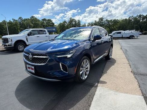 Used 2023 Buick Envision Avenir image 1