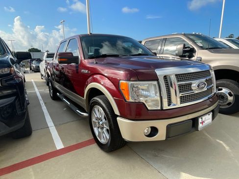 Used 2010 Ford F150 Lariat RWD image 3