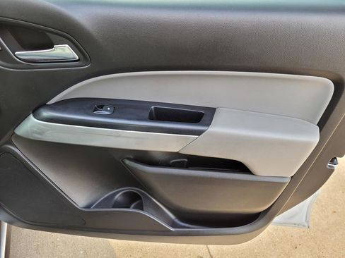 Used 2020 Chevrolet Colorado LT image 8