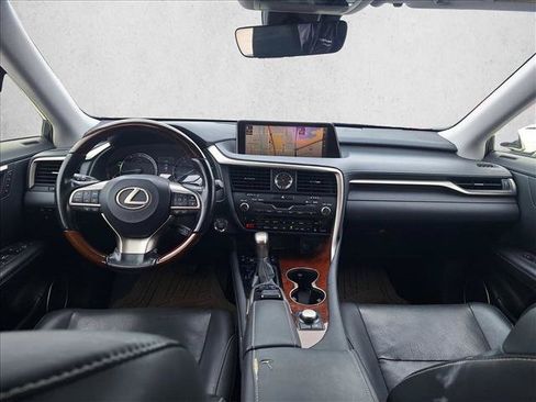 Used 2018 Lexus RX 350L FWD image 16
