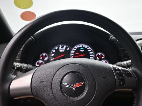 Used 2007 Chevrolet Corvette Z06 w/ Preferred Equipment Group RWD image 11