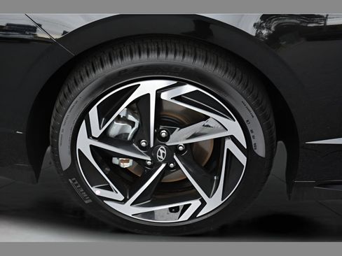New 2026 Hyundai Sonata SEL FWD image 8