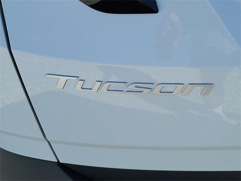 New 2026 Hyundai Tucson SEL image 23