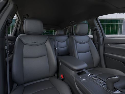 New 2026 Cadillac XT5 Luxury image 16