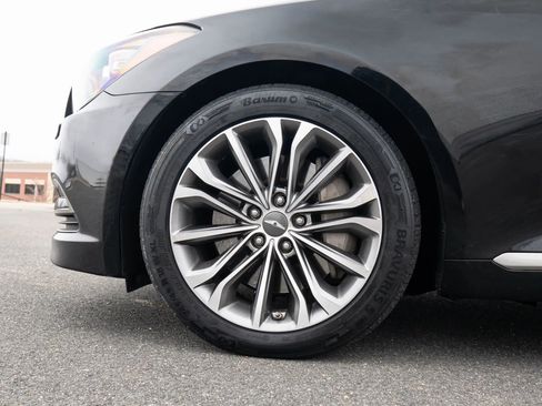 Used 2015 Hyundai Genesis 3.8 w/ Option Group 04 image 14