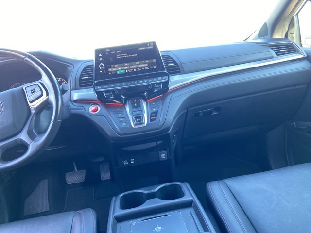 Used 2025 Honda Odyssey Sport-L image 16