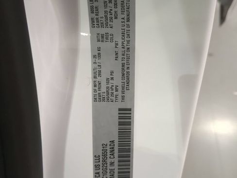 Used 2025 Chrysler Pacifica Limited FWD image 17