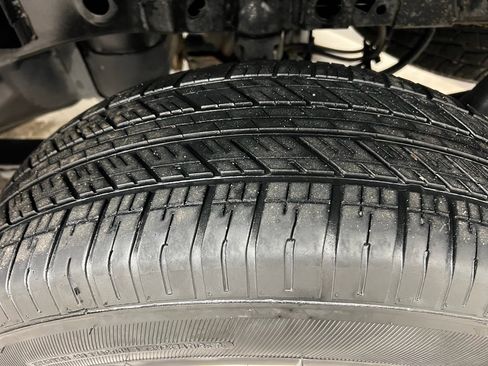 Used 2023 Ford F150 XLT image 19