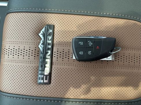 New 2026 Chevrolet Silverado 2500 High Country w/ High Country Premium Package image 24