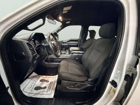 Used 2018 Ford F150 XLT w/ Equipment Group 302A Luxury AWD/4WD image 16