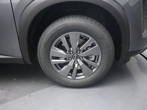 New 2026 Nissan Pathfinder SV image 21