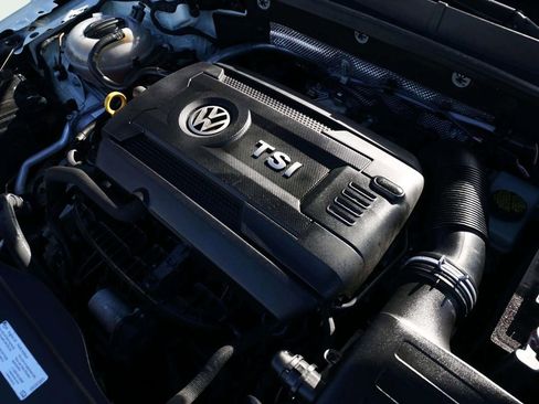 Used 2017 Volkswagen Golf Alltrack SEL image 12