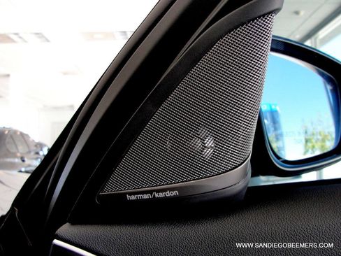 Used 2023 BMW 540i w/ M Sport Package RWD image 18
