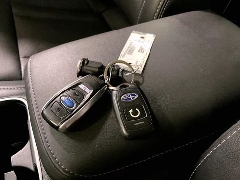Used 2024 Subaru Outback Limited AWD/4WD image 15