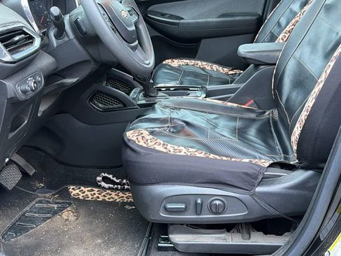 Used 2023 Chevrolet TrailBlazer LT FWD image 7
