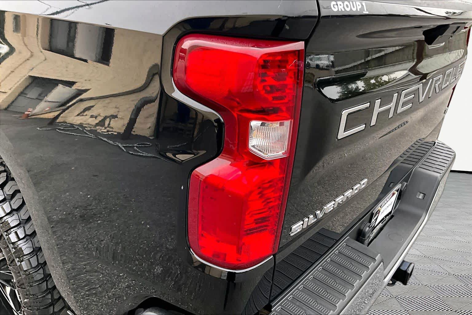 Used 2021 Chevrolet Silverado 1500 LT w/ Z71 Off-Road Package AWD/4WD image 57