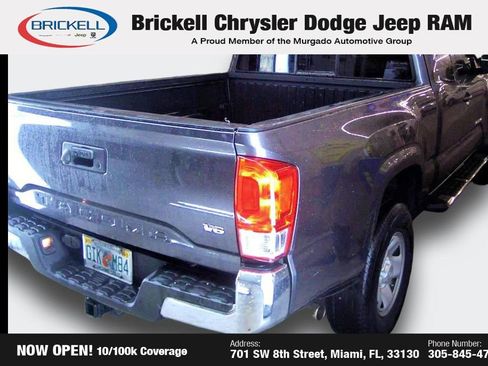 Used 2016 Toyota Tacoma SR5 w/ Towing Package image 27