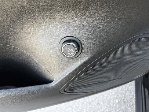 Used 2023 Buick Envision Preferred w/ Sport Touring Package image 13