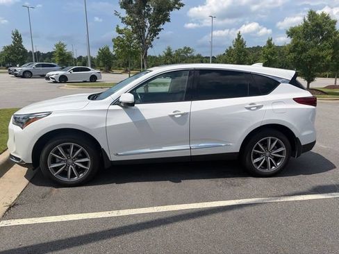 Used 2024 Acura RDX SH-AWD w/ Technology Package image 12