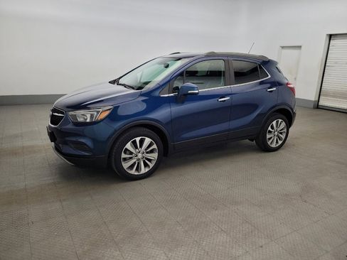 Used 2019 Buick Encore Preferred image 2