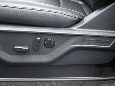 New 2026 Ford F250 Lariat w/ Black Appearance Package AWD/4WD image 19