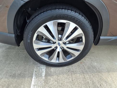 Used 2019 Subaru Ascent Limited image 29