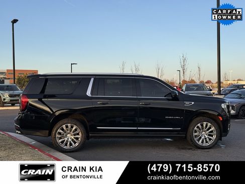 Used 2023 GMC Yukon XL Denali w/ Max Trailering Package image 9