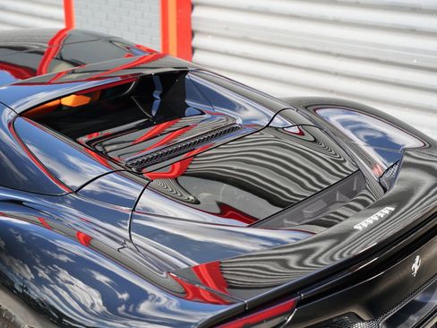 Used 2025 Ferrari 296 GTS RWD image 6