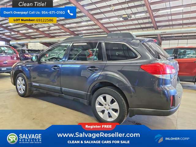 Used 2012 Subaru Outback 2.5i Premium w/ All-Weather Pkg AWD/4WD image 3