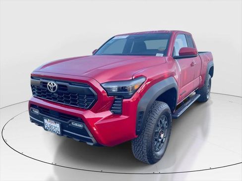 Certified 2025 Toyota Tacoma PreRunner w/ TRD Prerunner Upgrade Package image 1