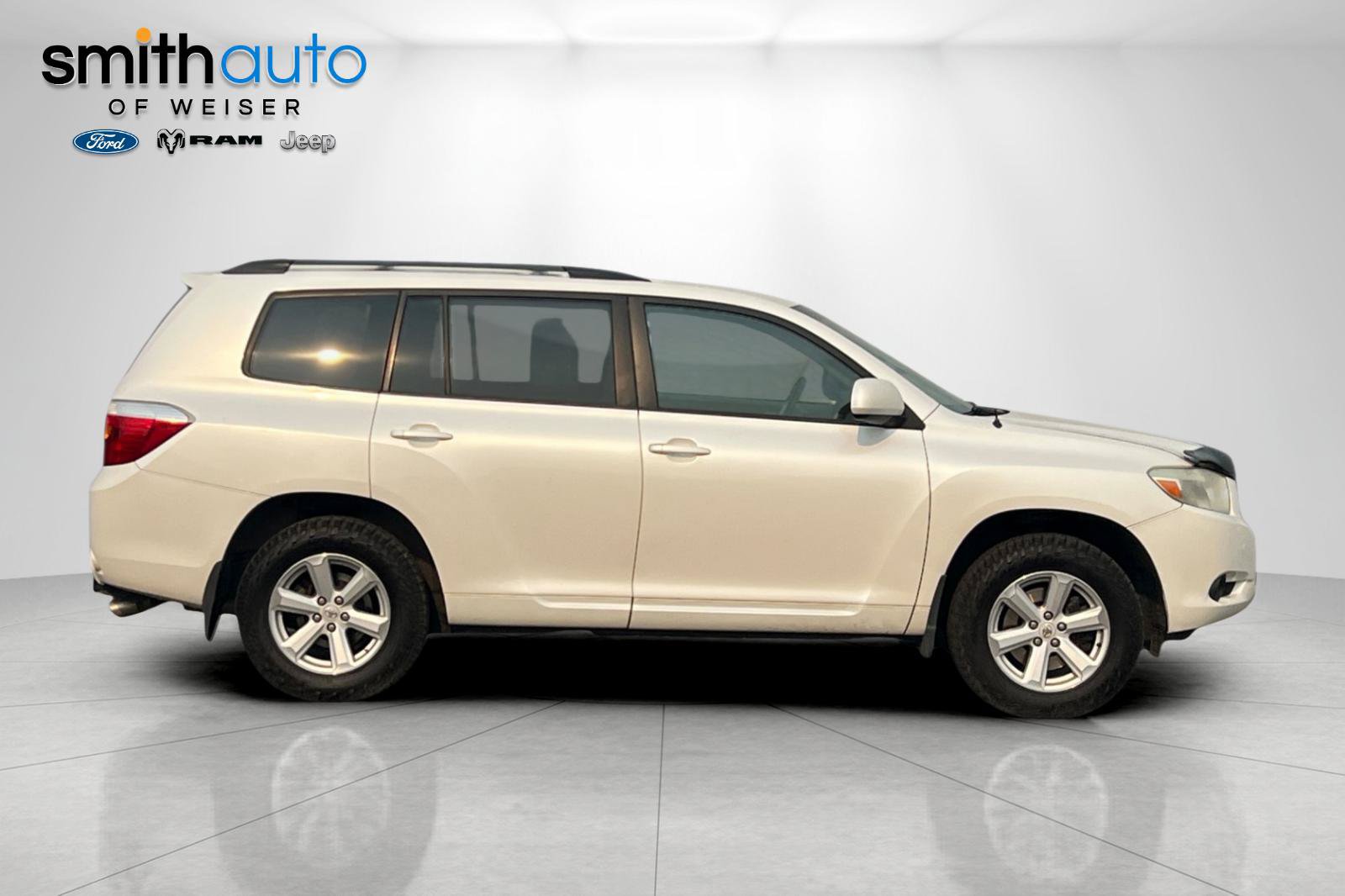 Used 2010 Toyota Highlander 4WD w/ Extra Value Pkg 2 image 3