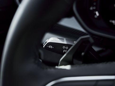 Used 2021 Lamborghini Urus image 56