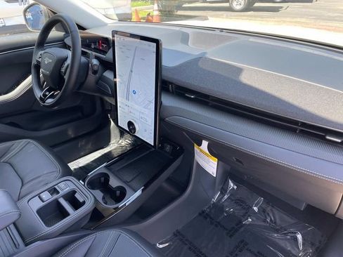 New 2025 Ford Mustang Mach-E Premium image 24