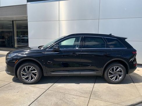 New 2026 Lincoln Corsair Premiere AWD/4WD image 2
