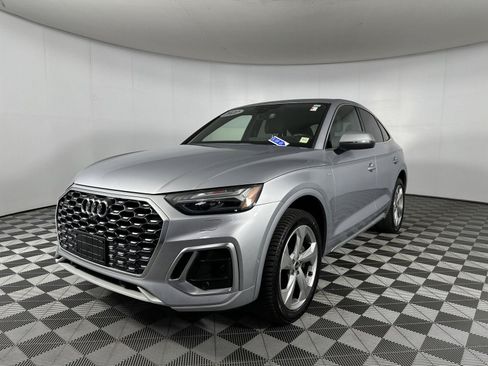 Used 2022 Audi Q5 2.0T Prestige w/ Prestige Package AWD/4WD image 3