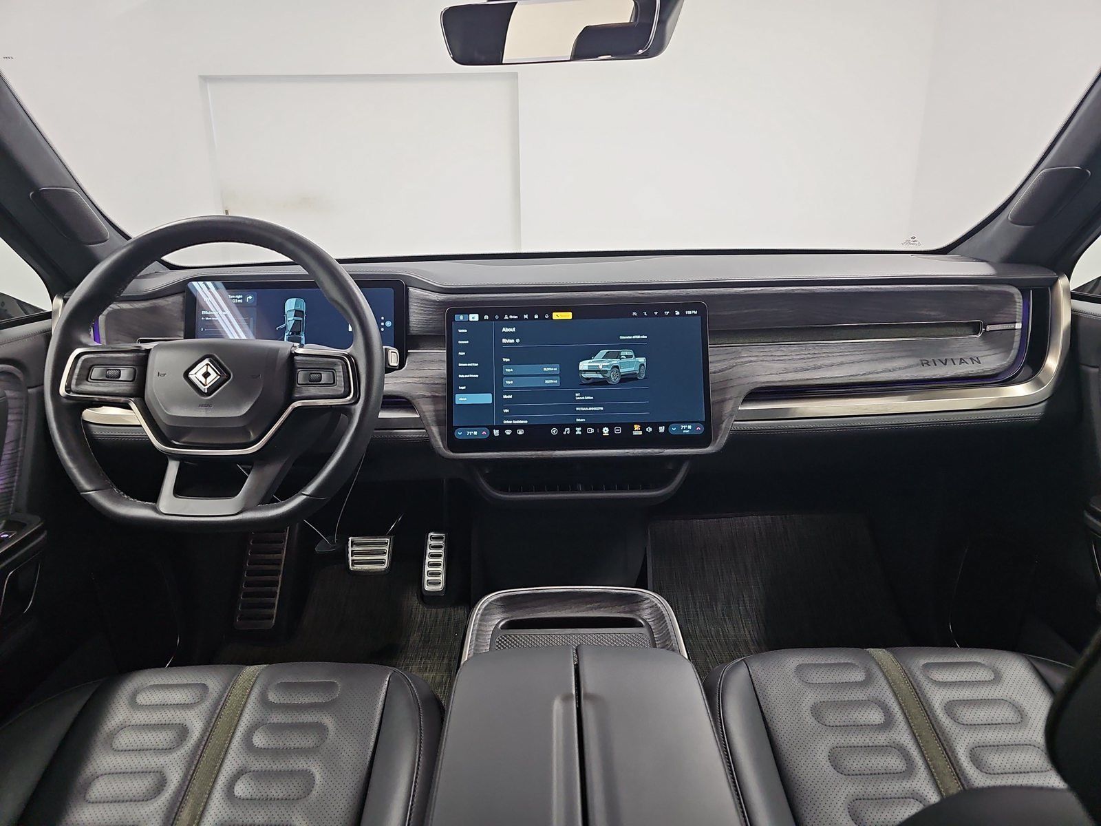 Used 2022 Rivian R1T Launch Edition AWD/4WD image 25