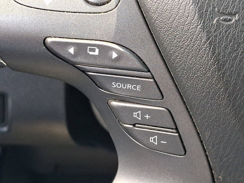 Used 2021 Nissan Murano SV AWD/4WD image 23