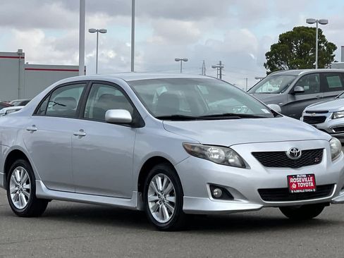 Used 2010 Toyota Corolla S FWD image 5