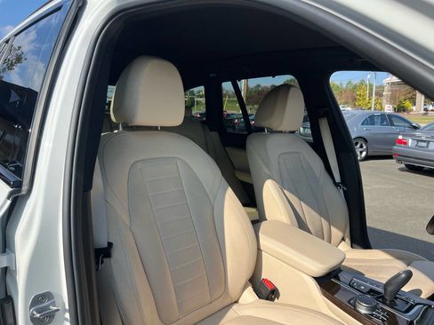 Used 2018 BMW X3 M40i image 22