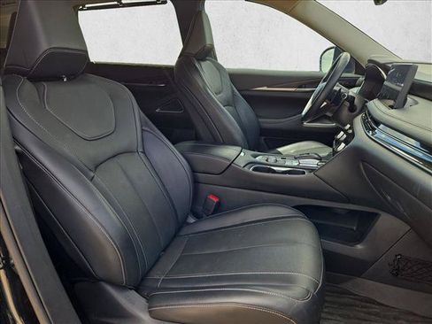 Used 2023 INFINITI QX60 Sensory w/ Vision Package AWD/4WD image 12