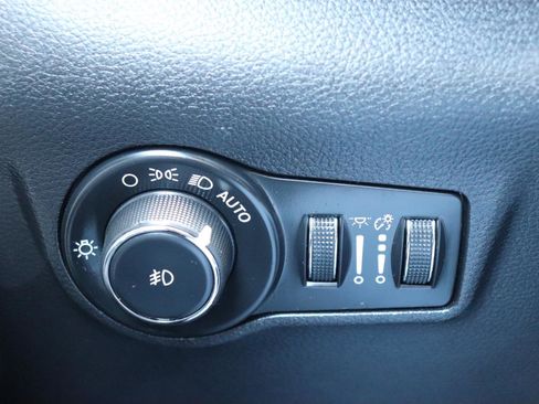 Used 2024 Jeep Compass Limited AWD/4WD image 41