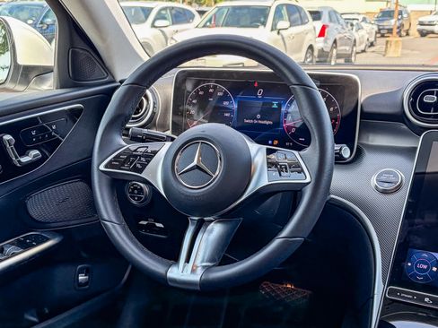Used 2025 Mercedes-Benz C 300 Sedan image 14