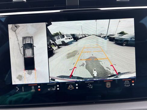 Used 2024 GMC Sierra 2500 AT4X w/ AT4X AEV Edition AWD/4WD image 39